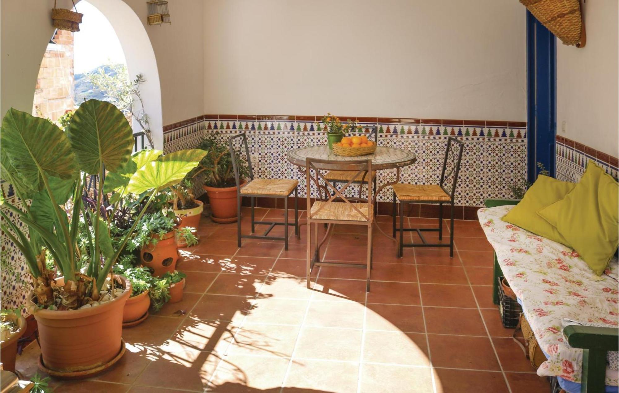 Nice Home In Canillas De Albaida With Wifi Εξωτερικό φωτογραφία